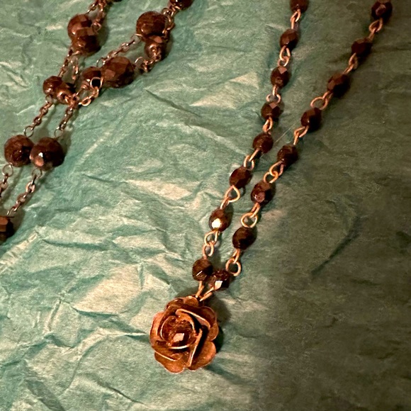 2 Black Czech bead necklaces and a pair of matching earrings. - Picture 5 of 10